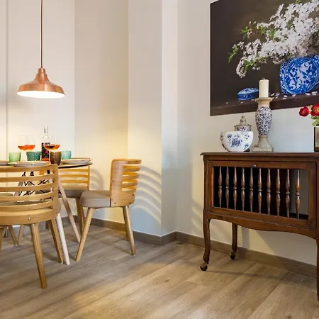 Appartamento 'montano Three' Center By Ele